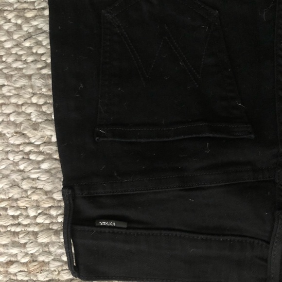 MOTHER Denim High Waisted Looker Ankle Fray jean in Guilty Flash - Picture 9 of 9